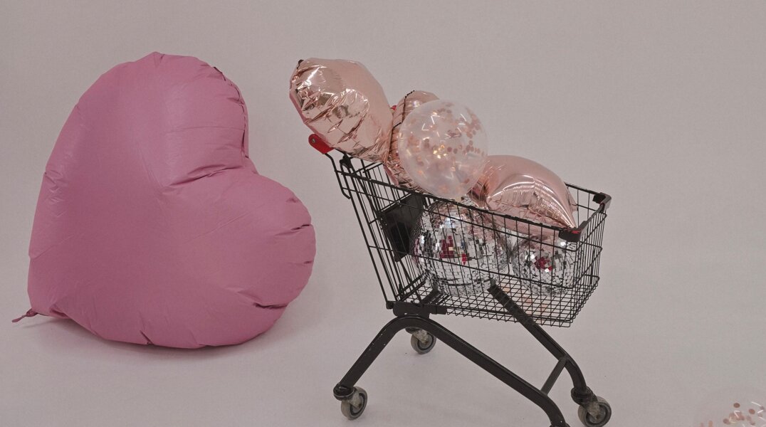 Стало известно, сколько жители Перми готовы потратить на подарки к 14 февраля