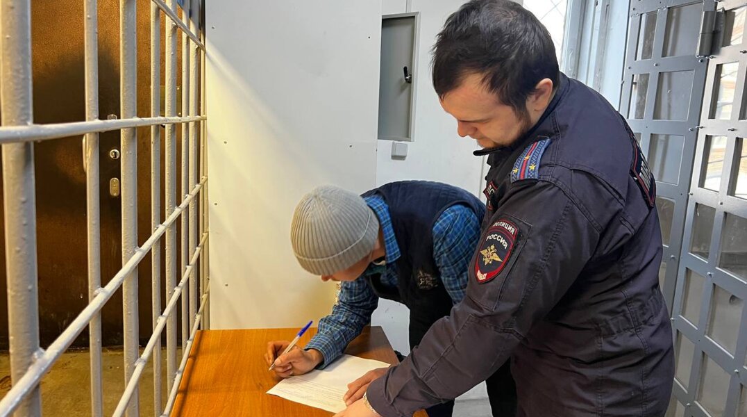 Пьяного пермяка закрыли в спецприемнике за то, что буянил в аэропорту Перми