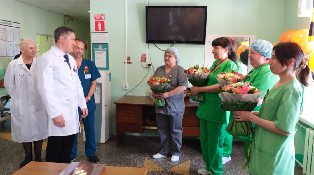 Более 300 сложных операций провели врачи краевой клинической больницы бойцам СВО