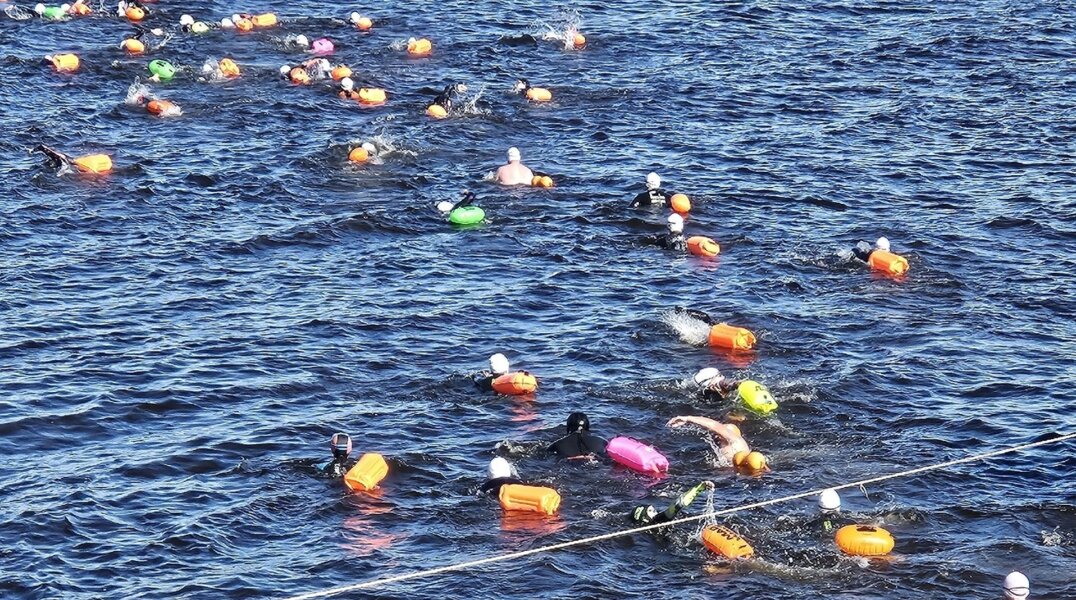 В Перми Каму переплыли 300 человек