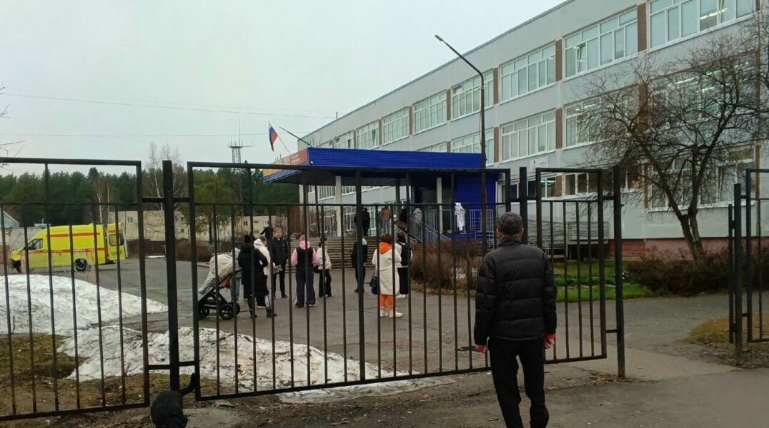 В Добрянке подросток напал с ножом на учительницу 