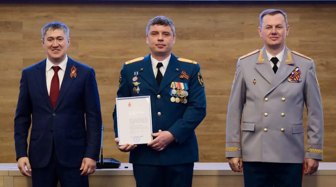 В Перми наградили особо отличившихся в ликвидации последствий атаки БПЛА