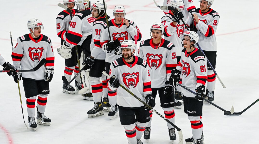 В состав пермского хоккейного клуба «Молот» вошли двое новых игроков