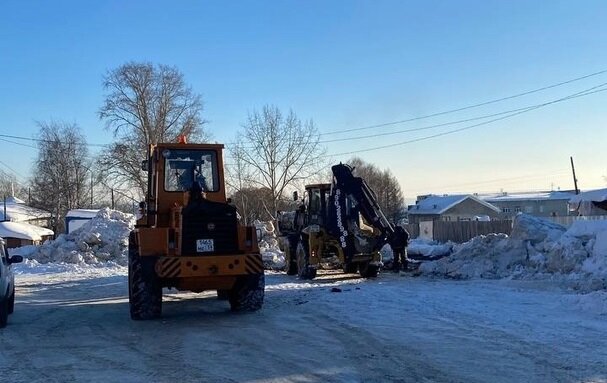 В Лысьве Пермского края из-за аварии 60 домов на нескольких улицах остались без холодной воды