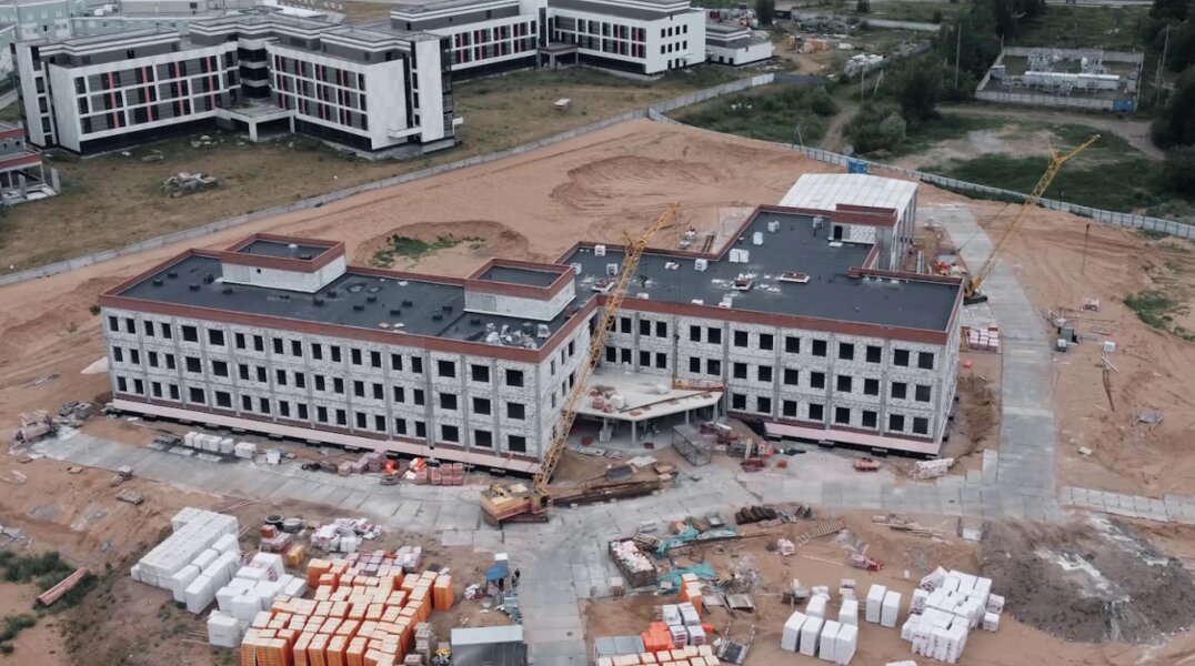 В Перми возвели каркас детского реабилитационного центра