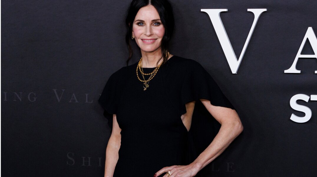 Американская актриса Кортни Кокс призналась, что испортила лицо филлерами