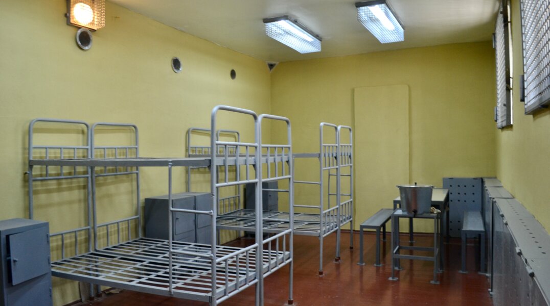 Жителя Кунгура после попытки поджога почты и банка отправили в СИЗО на два месяца