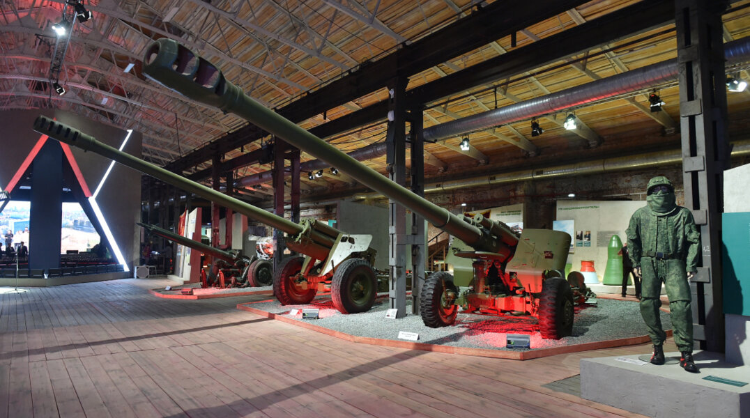 В Перми состоялось открытие выставки «Оружие Победы»
