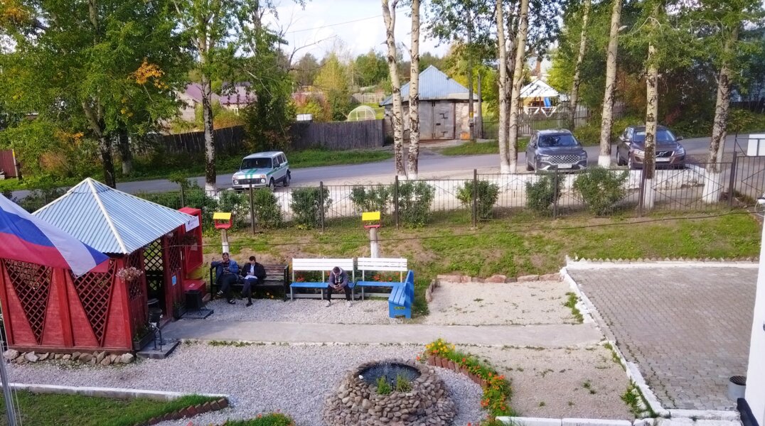 «Раз в два месяца празднуем свадьбы». Как живут осужденные в губахинском исправительном центре