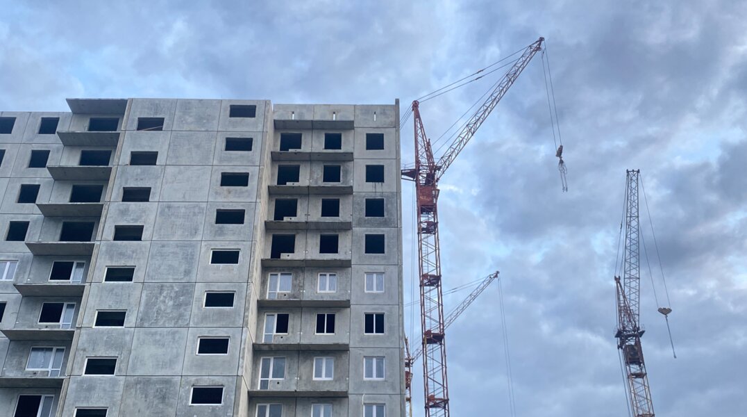 В Перми рабочий погиб при падении с высоты