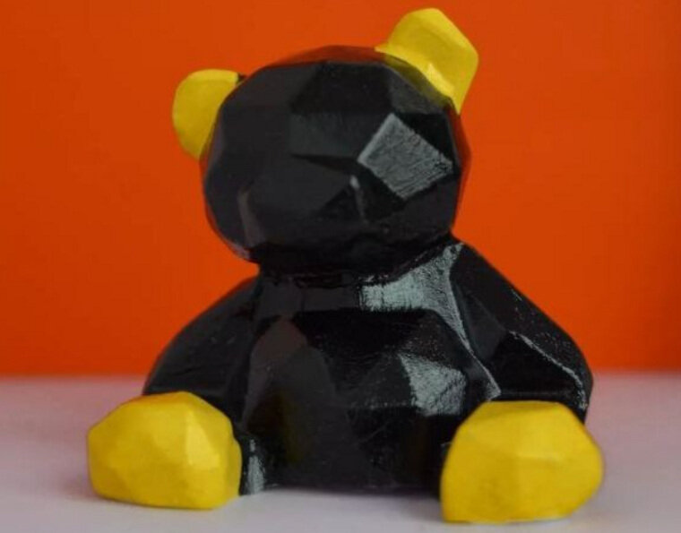 Пермский художник раскладывает по городу дизайнерских медвежат