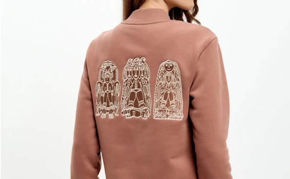 ​Московский бренд создал линейку одежды с Пермским звериным стилем 