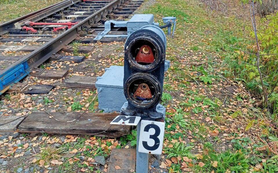 В Прикамье задержали двух подростков, разбивших светофоры на железной дороге ради интереса