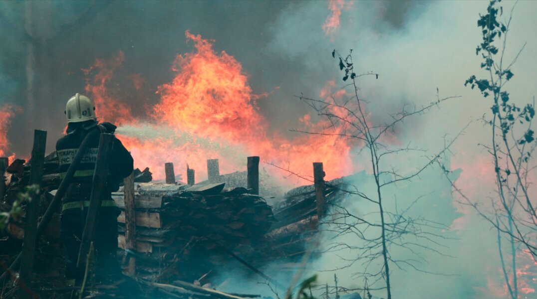 В Перми старший брат вынес младшего из горящего дома