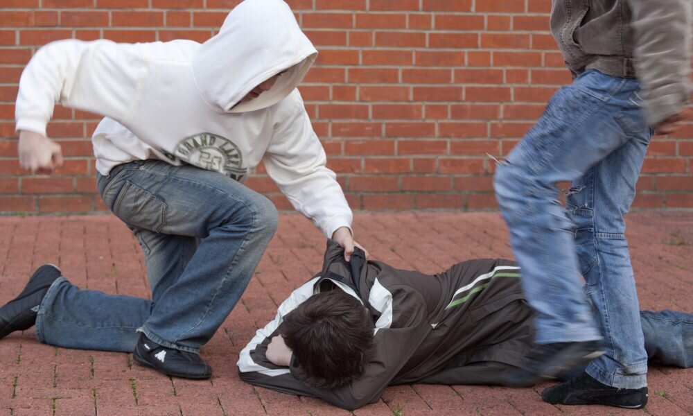 В ХМАО тхэквондист избил свою маму шваброй из-за потерянного насвая