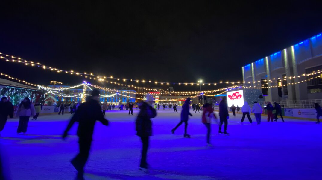 В Перми более 35 тысяч человек посетили главный каток у Театра-Театра