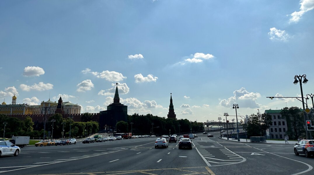 В Москве перекрыли Красную площадь