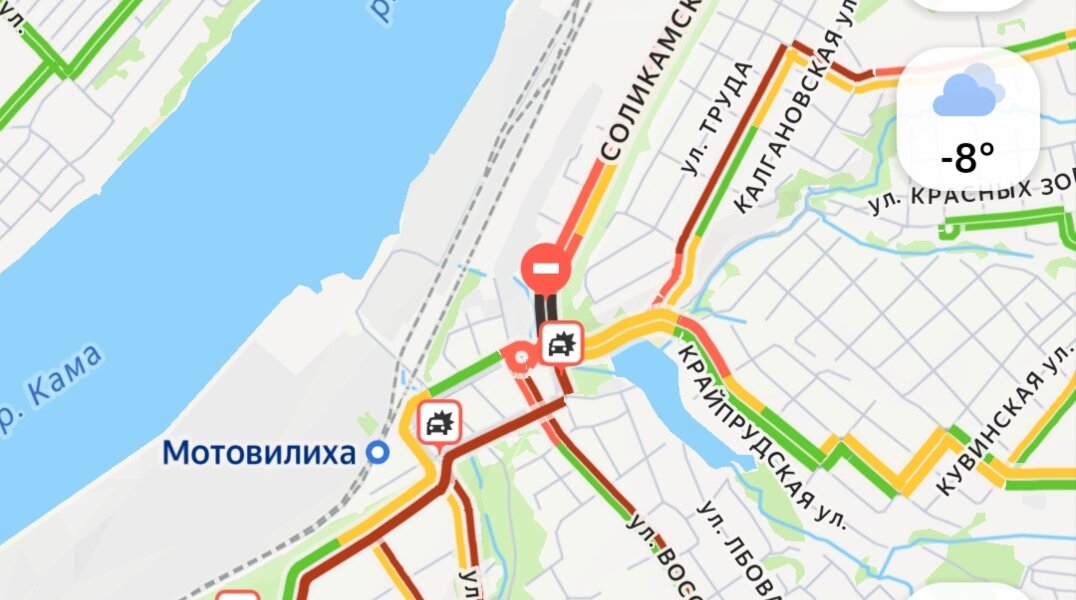 В Перми часть Мотовилихи намертво встала в пробке