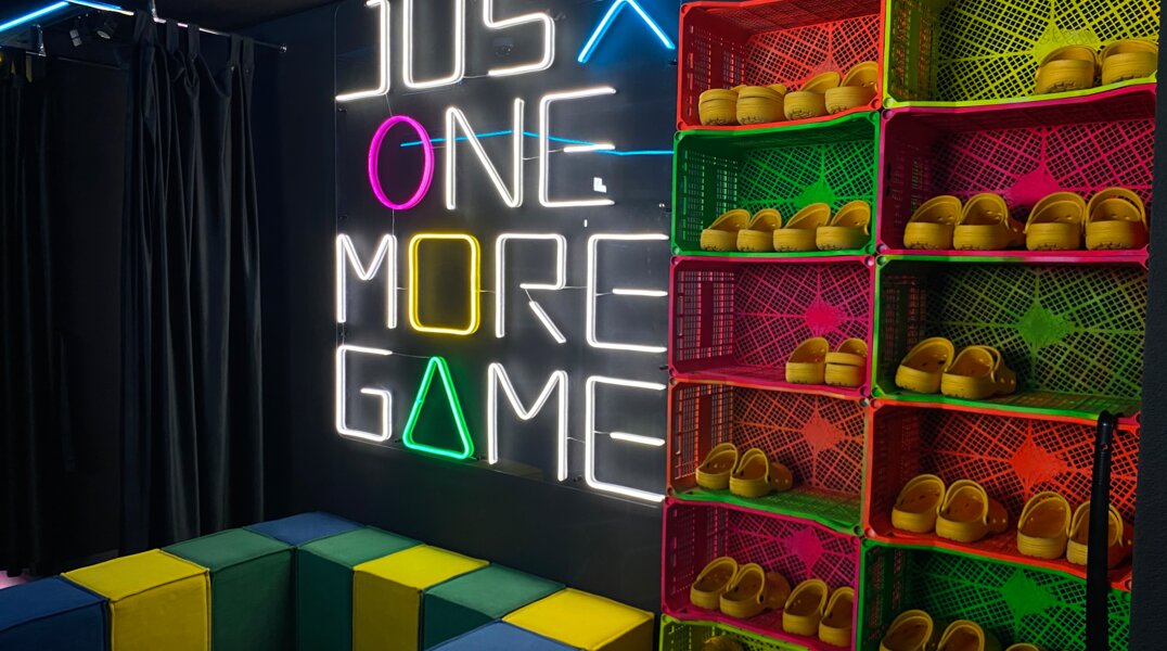 В Перми начал работу развлекательный центр со световым полом