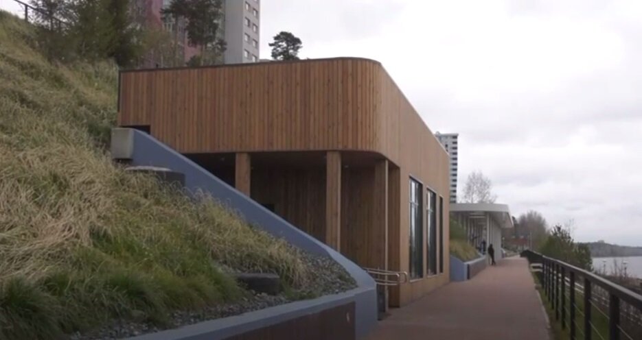 На набережной в Кировском районе Перми открылось здание для клуба моржей