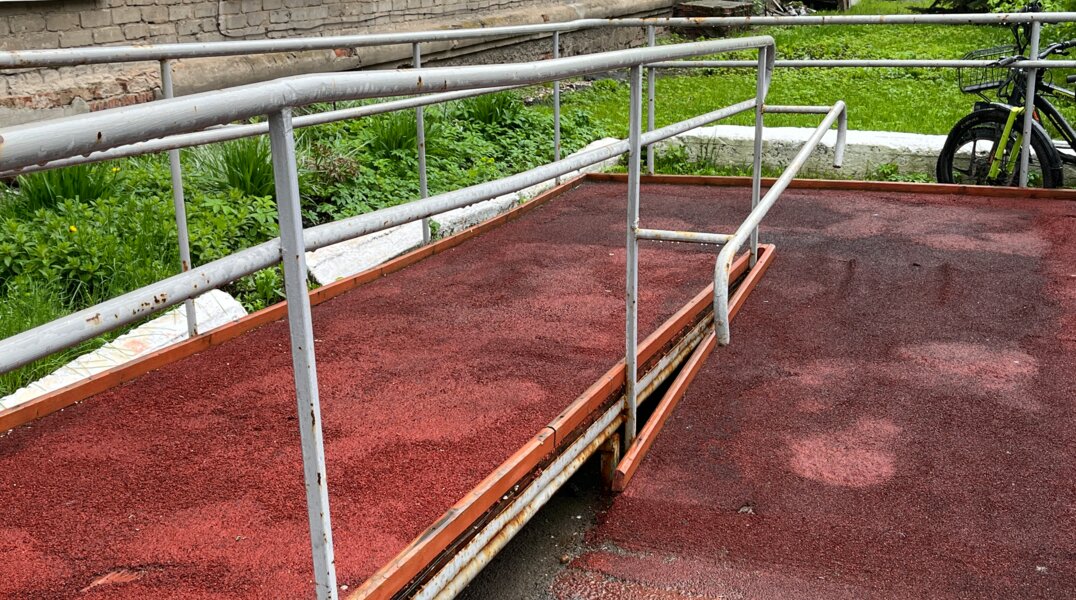 В Краснокамске возбудили уголовное дело после сообщений об отсутствии пандуса для инвалида