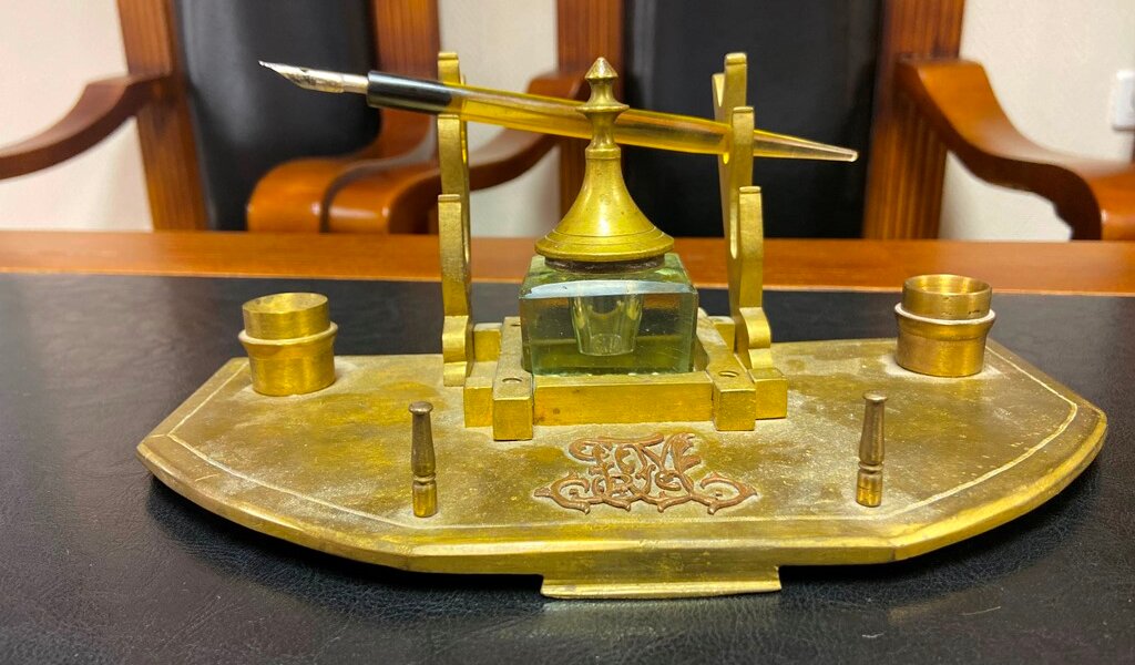 В пермском музее появился ценный артефакт — дореволюционная чернильница