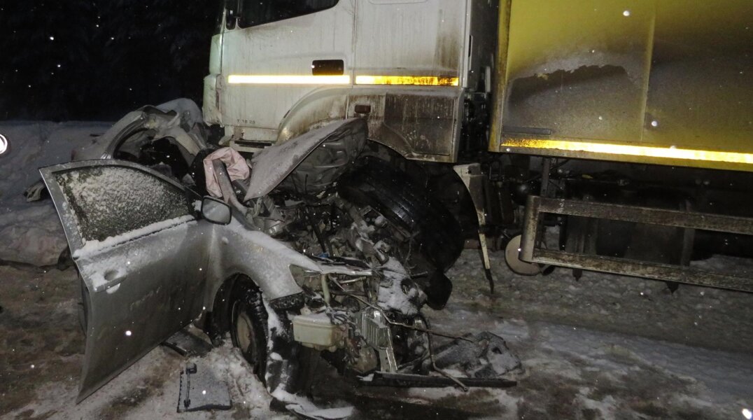 В ДТП с грузовиком погибли сотрудники Госавтоинспекции Пермского края