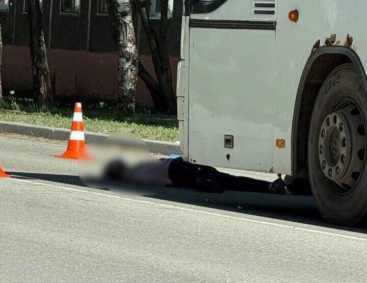 ​В Соликамске автобус сбил насмерть женщину на пешеходном переходе