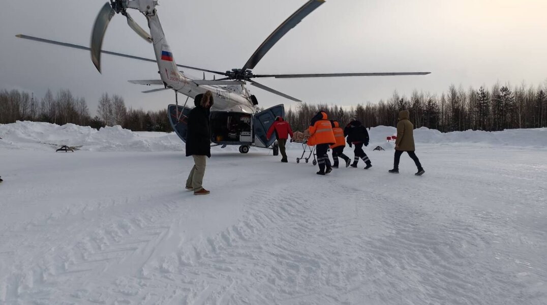 Выжившего в Красновишерском округе туриста доставили в краевую клиническую больницу