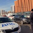 Пермские автоинспекторы поздравили женщин за рулем с наступающим праздником