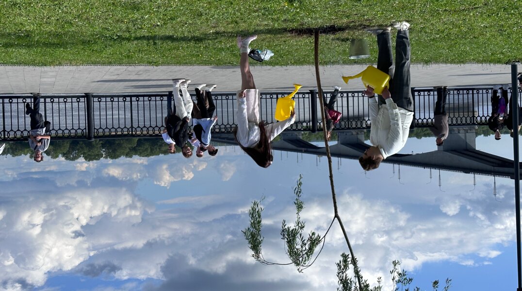 Выпускники в Перми впервые высадили деревья на краевом выпускном