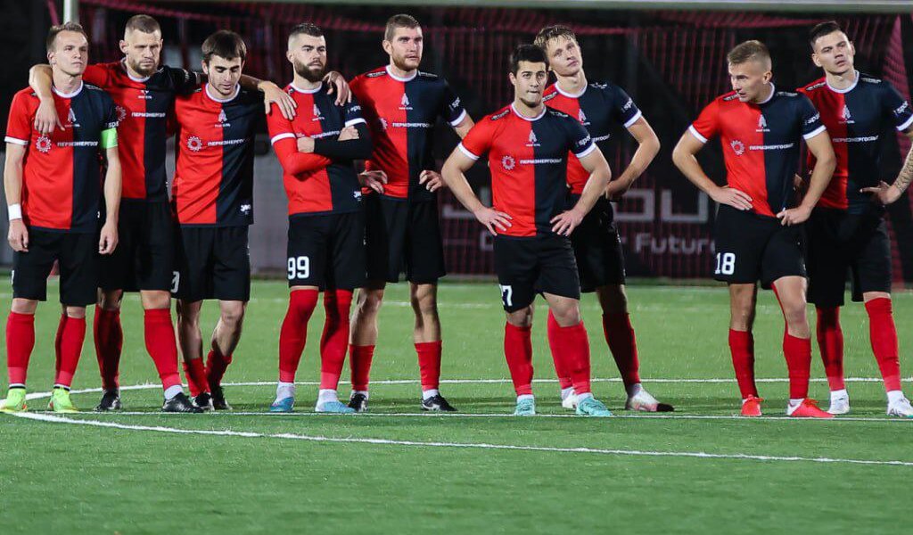 Пермский футбольный клуб «Амкар» одержал победу в домашнем матче над ФК «Салют»