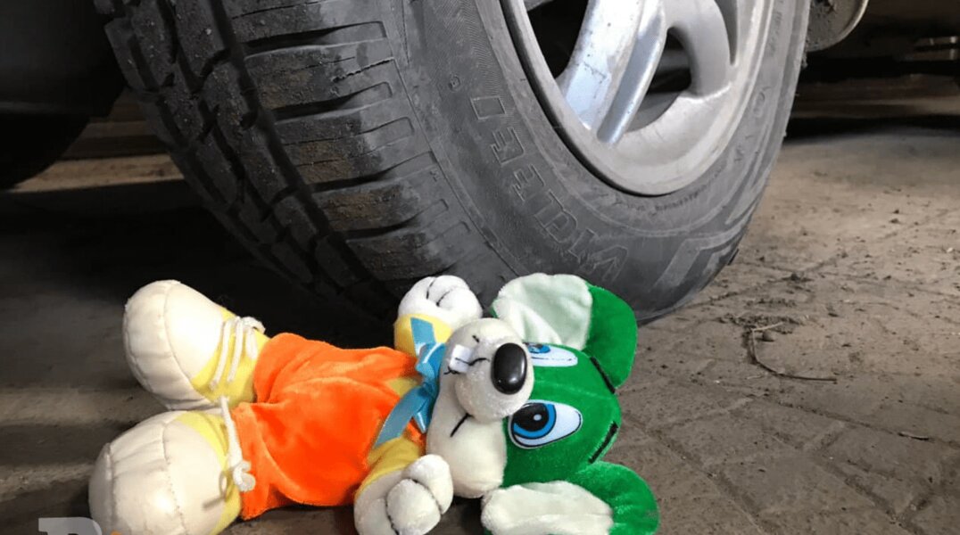 В Прикамье мать с ребенком перевернулись на машине