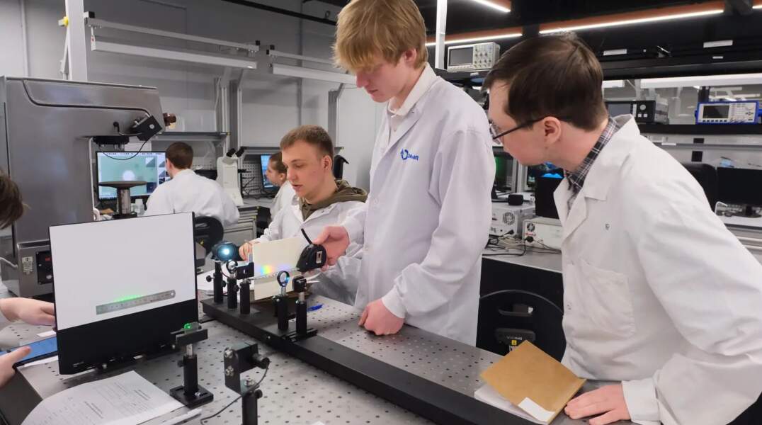 В Перми открыли вторую площадку Краевой инженерной школы «Фотоника»