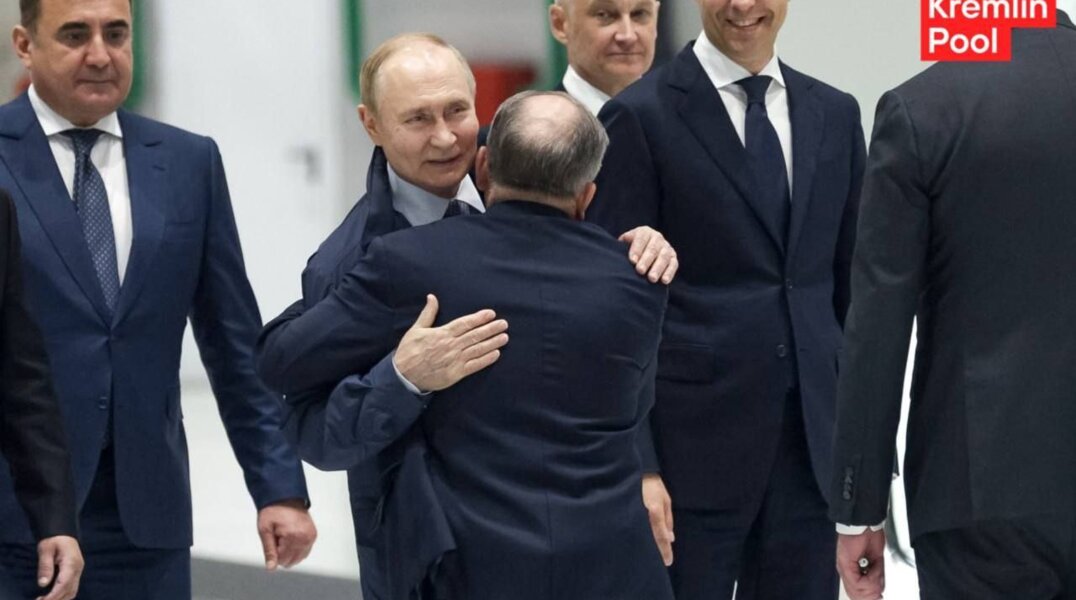 Владимир Путин посетил «Мотовилихинские заводы» в День оружейника