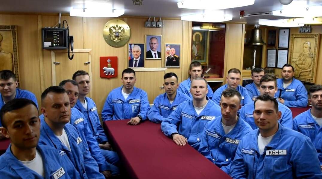 Пермяков с Днем города поздравил экипаж одноименного атомного крейсера 