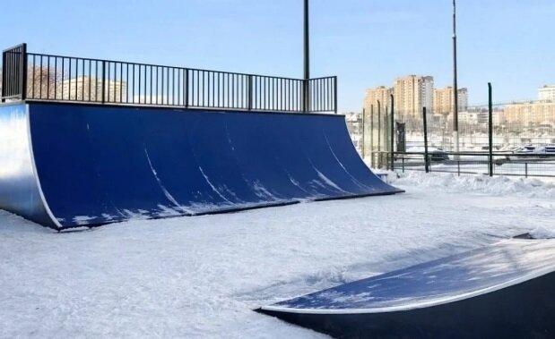 В Экстрим-парке Перми в середине зимы смонтировали новые трамплины