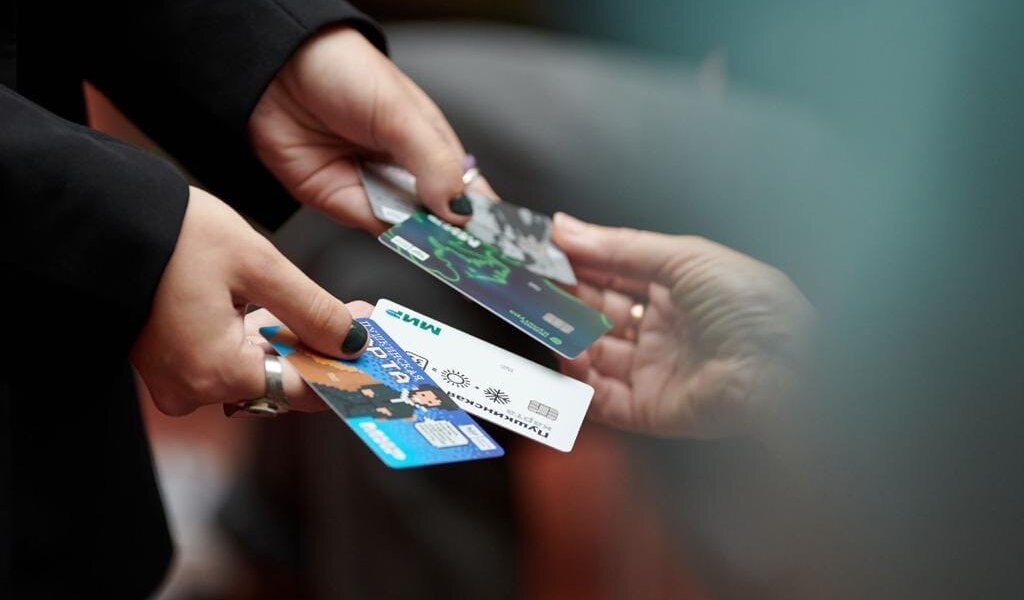 В Перми начальник "повесил" на сотрудницу кредит в миллион рублей