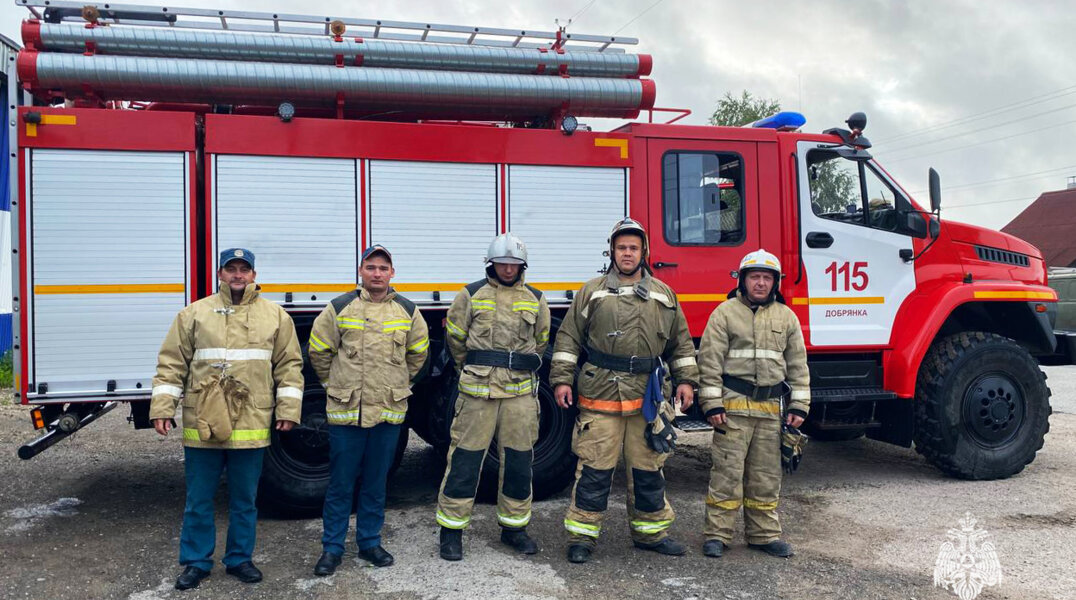 На выезде из Красновишерска загорелась машина