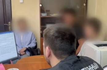 В Перми задержали подростка, избившего женщину в автобусе за замечание о курении