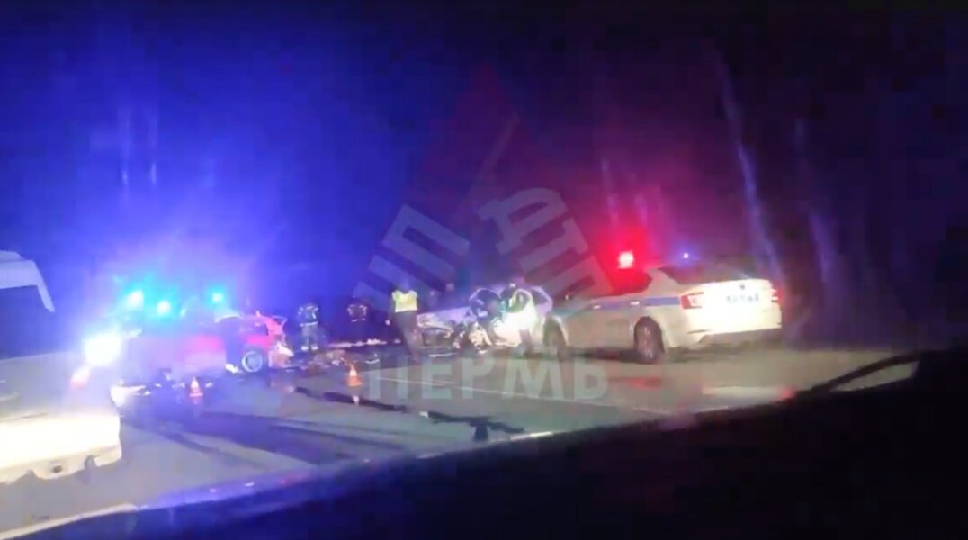 В Пермском крае в ДТП погибли два человека и пострадали дети