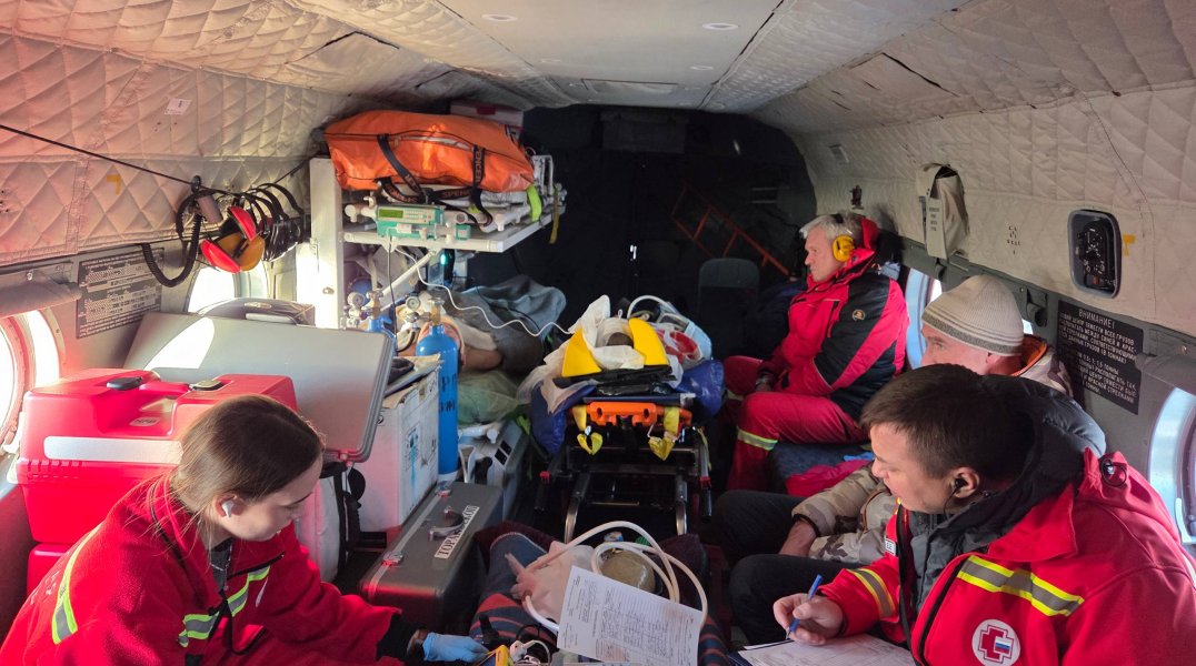 В Пермь на вертолете санавиации доставили пострадавших в ДТП на трассе Березники-Соликамск