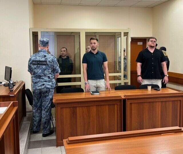 В Перми бывших полицейских осудили за получение крупной взятки