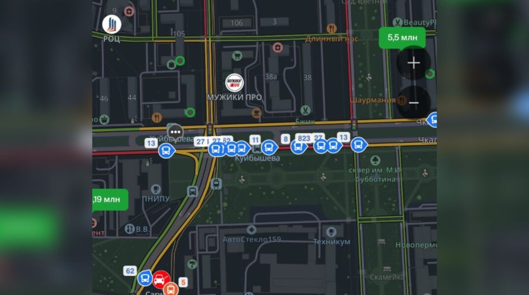 Из-за большой пробки на улице Чкалова в Перми три автобуса задерживаются на полчаса