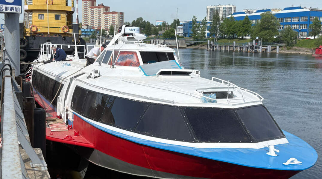 В Санкт-Петербурге спустили на воду судно «Восход» для Пермского края