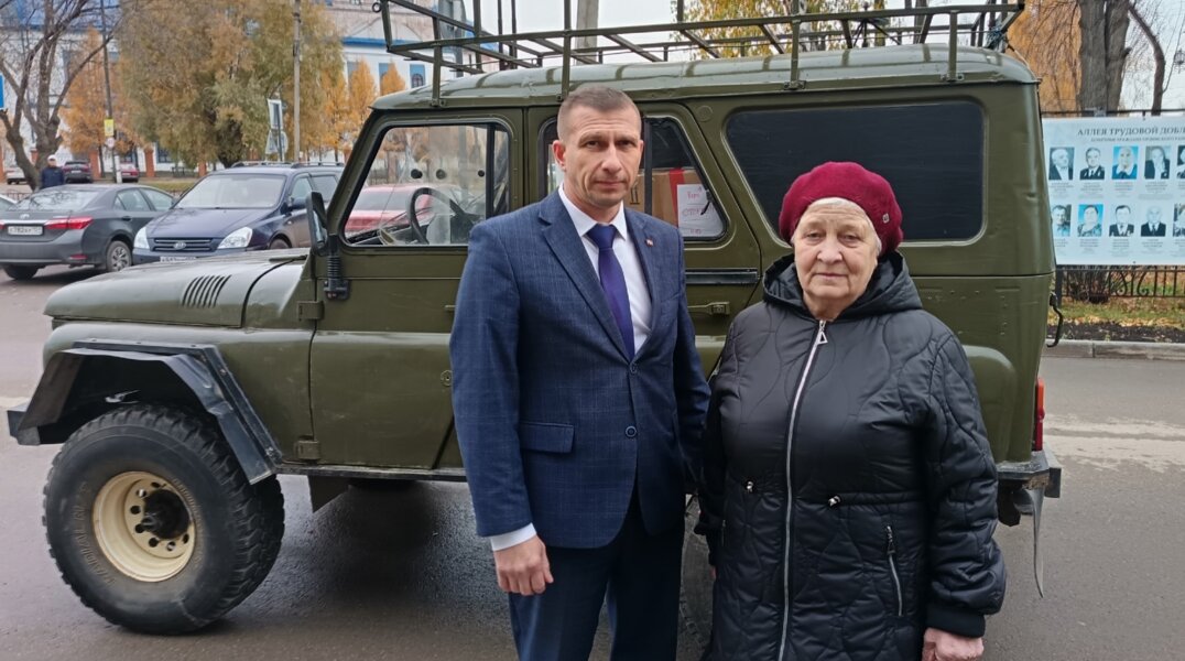 На средства пенсионерки из Орды приобрели УАЗ в помощь бойцам СВО