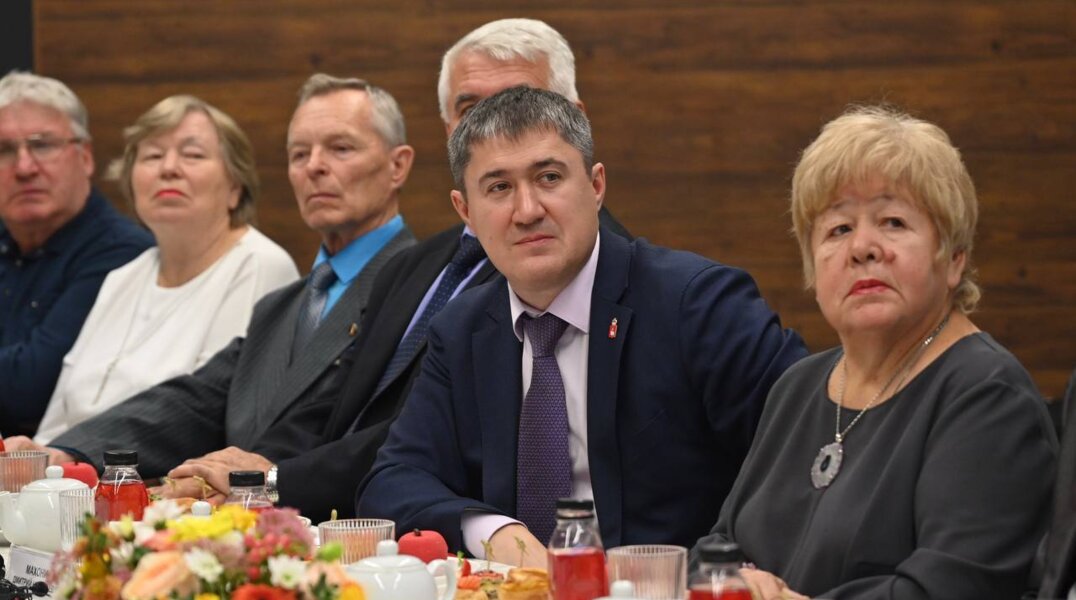 Губернатор Прикамья провел встречу с ветеранами ВОВ