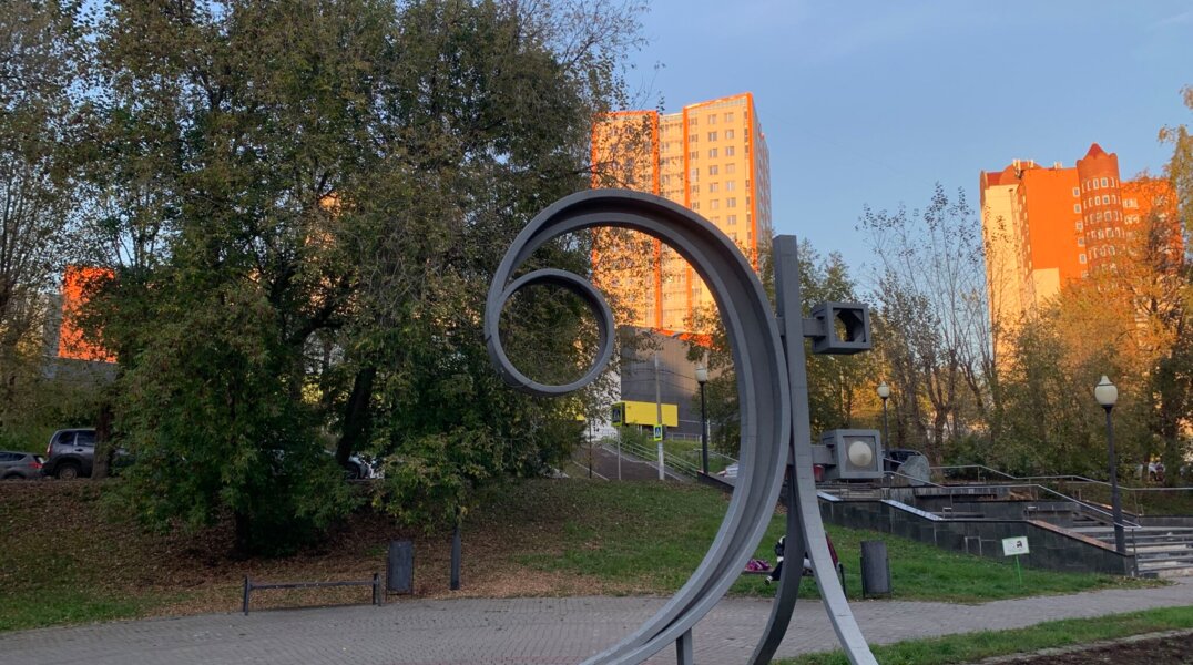 В Дзержинском районе  построят новые школы и отремонтируют скверы 