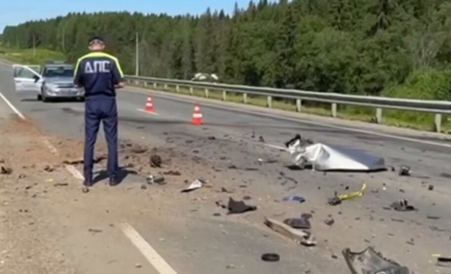 В Пермском крае пассажир пьяного водителя погиб при столкновении с экскаватором