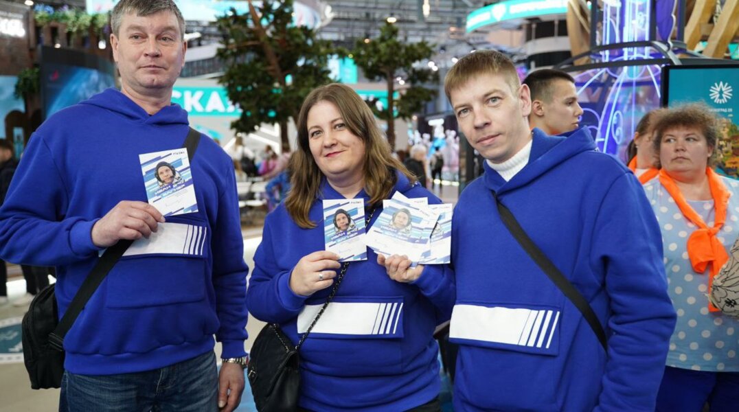 Сотрудники «Протон-ПМ» прошлись в праздничной колонне в честь Дня Космонавтики в Москве